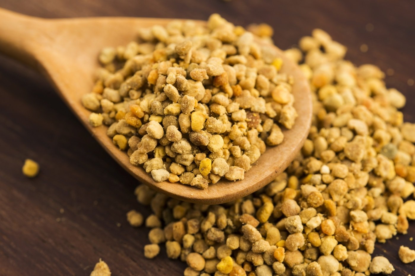 5 Bee Pollen Benefits You Didn't Know About