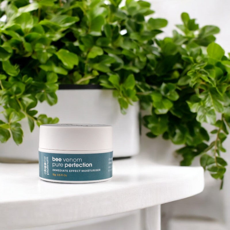 abeeco bee venom pure perfection face moisturiser travel pot