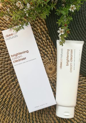 abeeco brightening cream cleanser with fruit and antioxidants
